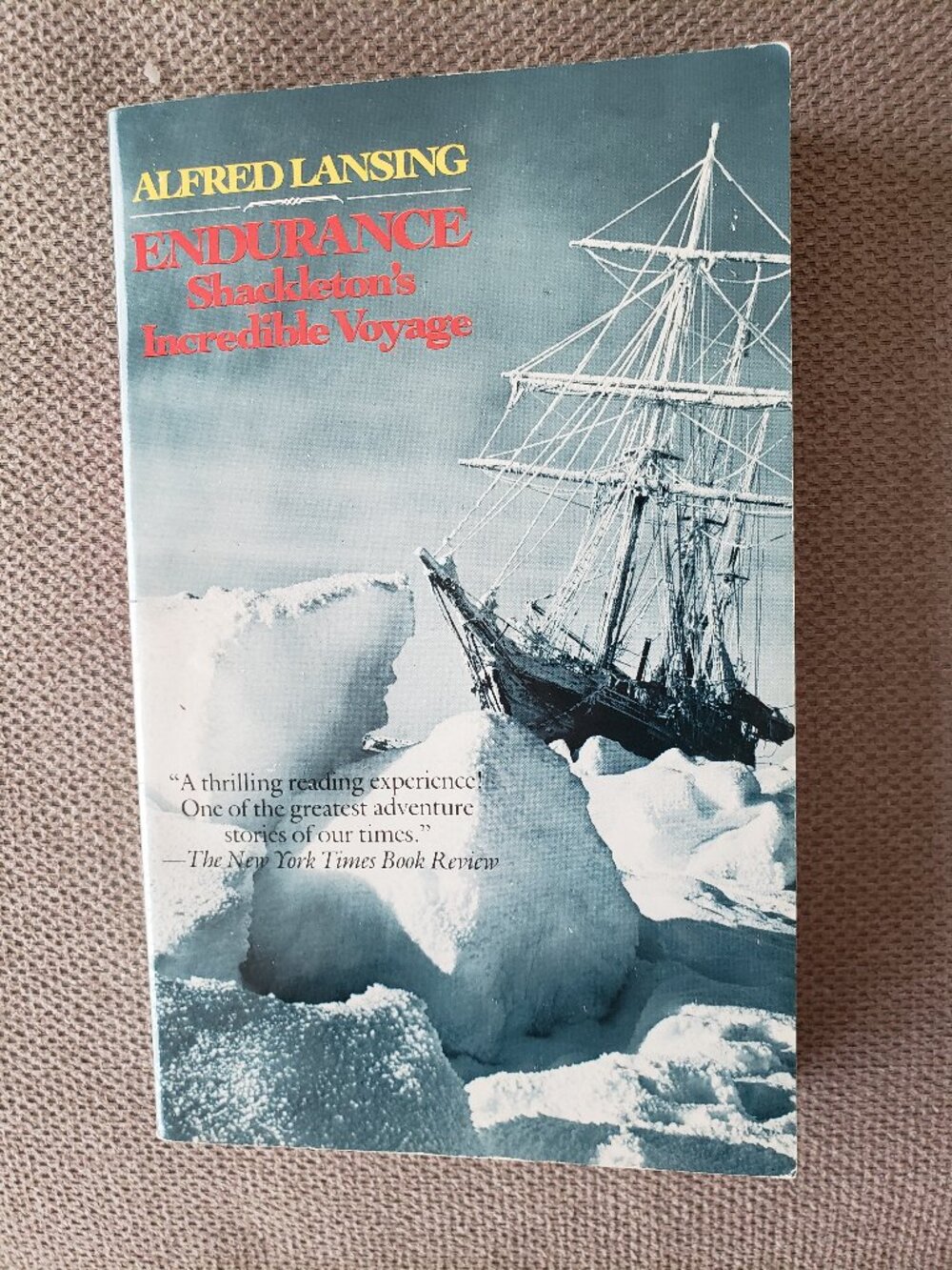Endurance: Shackleton's Incredible Voyage by Lansing, Alfred